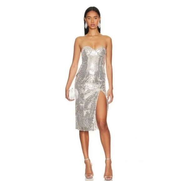 MAJORELLE Dresses & Skirts - Majorelle Jovanna Embellished Sequin Cocktail Dress Revolve